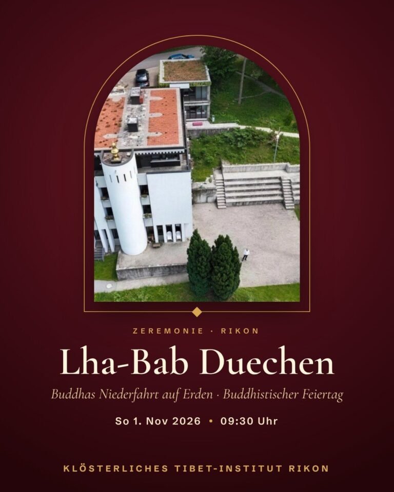 Poster for Lha-Bab Duechen – Buddhas Niederfahrt auf Erden