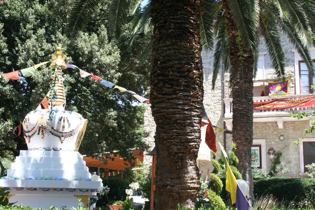 Istituto Lama Tzong Khapa in Pomaia, Tuscany